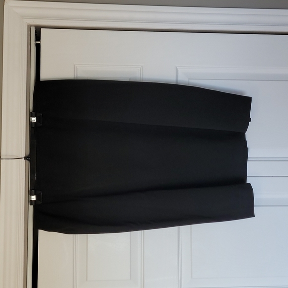 Jones New York Collection size 18W black skirt - Picture 1 of 4